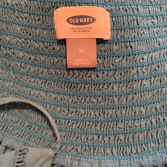 Beautiful Old Navy Dress! - Picture 6 of 6